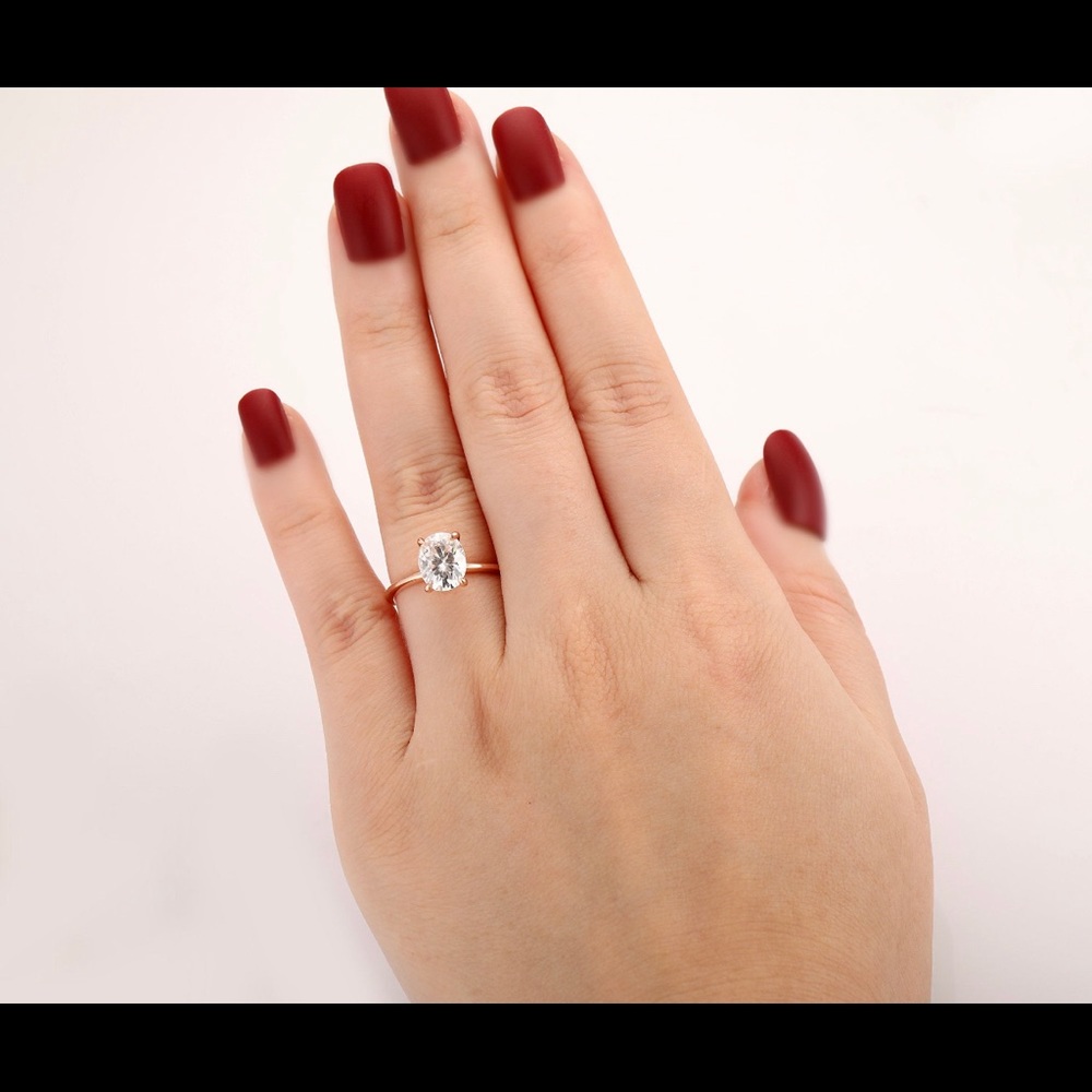 14k gold engagement ring. Simulated diamond. Sz 5